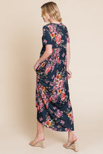 Load image into Gallery viewer, BOMBOM Floral Short Sleeve Maxi Dress