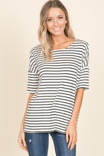 Load image into Gallery viewer, BOMBOM Striped Round Neck T-Shirt