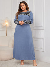 Load image into Gallery viewer, Honey Plus Size Printed Round Neck Long Sleeve Dress