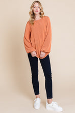 Load image into Gallery viewer, BOMBOM Long Sleeve Curved Hem Ribbed T-Shirt