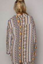 Load image into Gallery viewer, POL Long Sleeve Button Down Printed Shirt