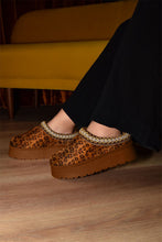 Load image into Gallery viewer, WILD DIVA Embroidered Trim Round Toe Platform Boots