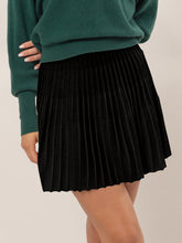 Load image into Gallery viewer, HYFVE High Waist Knit Pleated Flare Mini Skirt