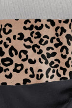 Load image into Gallery viewer, Leopard Round Neck Long Sleeve Top