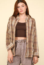 Load image into Gallery viewer, VERY J Contrast Plaid Raw Detail Shirt