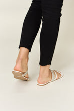 Load image into Gallery viewer, WILD DIVA Rhinestone Strappy Flat Sandals