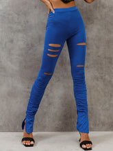 Load image into Gallery viewer, Zipped Ankle Ruched Destroyed Pants