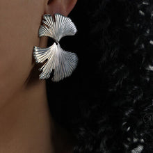 Load image into Gallery viewer, Ginkgo Biloba Design Stud Earrings