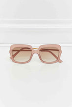 Load image into Gallery viewer, Square Metal-Plastic Hybrid Temple Sunglasses