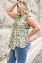 Load image into Gallery viewer, Plus Size Floral Flutter Sleeve Peplum Top