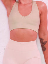 Load image into Gallery viewer, Scoop Neck Wide Strap Active Bra