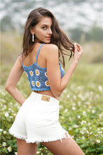 Load image into Gallery viewer, Floral Crochet Cropped Cami