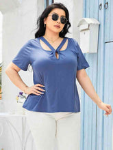 Load image into Gallery viewer, Plus Size Cutout Short Sleeve Top