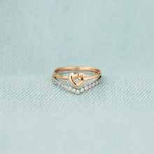 Load image into Gallery viewer, Knotted Heart Shape Inlaid Zircon Ring