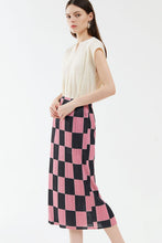 Load image into Gallery viewer, Checkerboard Accordion Pleated Midi Skirt