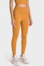 Load image into Gallery viewer, High-Rise Wide Waistband Yoga Leggings