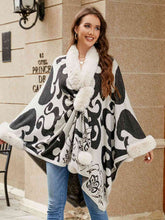 Load image into Gallery viewer, Faux Fur Trim Poncho