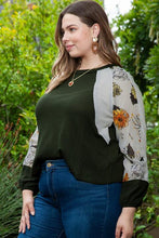 Load image into Gallery viewer, Plus Size Floral Waffle-Knit Round Neck Blouse