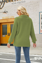 Load image into Gallery viewer, Horizontal Ribbing Johnny Collar Sweater