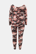 Load image into Gallery viewer, Plus Size Camouflage Top and Leggings Set