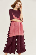 Load image into Gallery viewer, Two-Tone Accordion Pleated Top and Wide Leg Pants Set