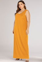 Load image into Gallery viewer, Plus Size Scoop Neck Maxi Tank Dress