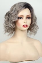 Load image into Gallery viewer, Synthetic Short Wavy Wigs 4''