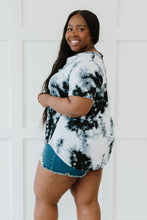 Load image into Gallery viewer, Sew In Love Abstract Print Art Full Size Run Printed Notched Tee