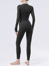 Load image into Gallery viewer, Round Neck Long Sleeve Active T-Shirt