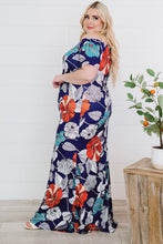 Load image into Gallery viewer, Plus Size Floral Off-Shoulder Short Sleeve Fishtail Dress