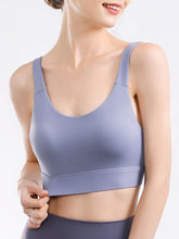 Load image into Gallery viewer, Scoop Neck Wide Strap Active Bra