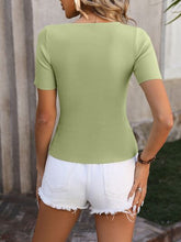 Load image into Gallery viewer, Round Neck Short Sleeve Knit Top