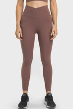 Load image into Gallery viewer, V-Waist Yoga Leggings with Pockets