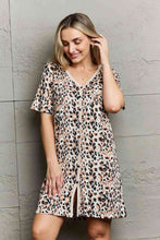Load image into Gallery viewer, MOON NITE Quilted Quivers Button Down Sleepwear Dress