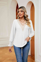 Load image into Gallery viewer, Contrast Flounce Sleeve Blouse