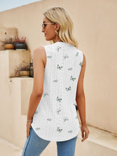 Load image into Gallery viewer, Eyelet Printed Notched Tank