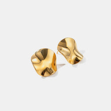 Load image into Gallery viewer, Geometric Pleated 18K Gold-Plated Stud Earrings