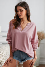 Load image into Gallery viewer, Button Detail Curved Hem Top