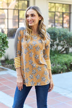 Load image into Gallery viewer, Celeste Design Full Size Leopard Star Contrast Top