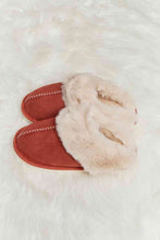 Load image into Gallery viewer, Melody Fluffy Indoor Slippers