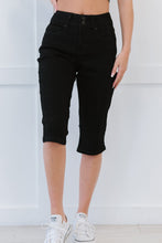 Load image into Gallery viewer, YMI Jeanswear Laura Petite Full Size Double-Button Denim Capris