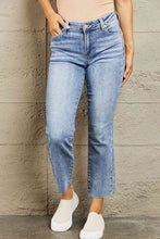 Load image into Gallery viewer, BAYEAS Mid Rise Cropped Slim Jeans