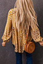 Load image into Gallery viewer, Patchwork Tassel Balloon Sleeve Blouse