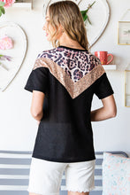 Load image into Gallery viewer, Leopard Chevron Round Neck Top