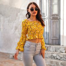 Load image into Gallery viewer, Floral Bubble Sleeve Smocked Top