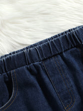 Load image into Gallery viewer, Kids Heart Graphic Sweatshirt and Destroyed Pants Set