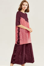 Load image into Gallery viewer, Two-Tone Accordion Pleated Top and Wide Leg Pants Set