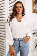 Load image into Gallery viewer, Chain Detail V-Neck Balloon Sleeve Blouse