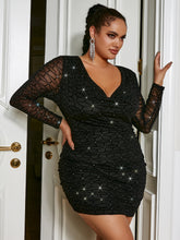 Load image into Gallery viewer, Plus Size Geometric Reversible Bodycon Dress