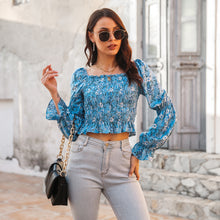 Load image into Gallery viewer, Floral Bubble Sleeve Smocked Top